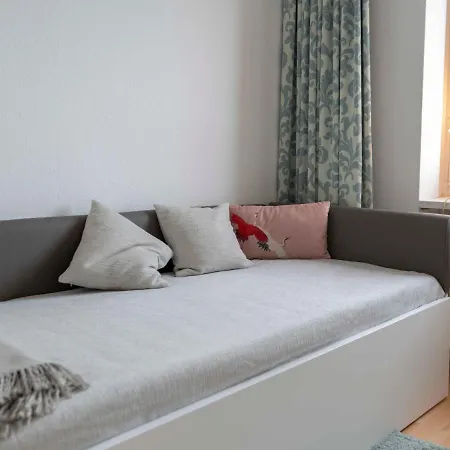 107-2 Neptun Mit Meerblick