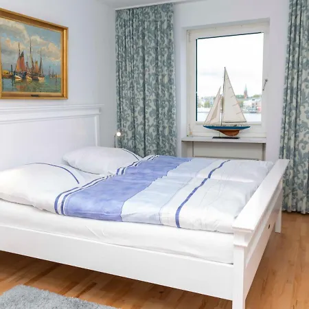 107-2 Neptun Mit Meerblick 아파트